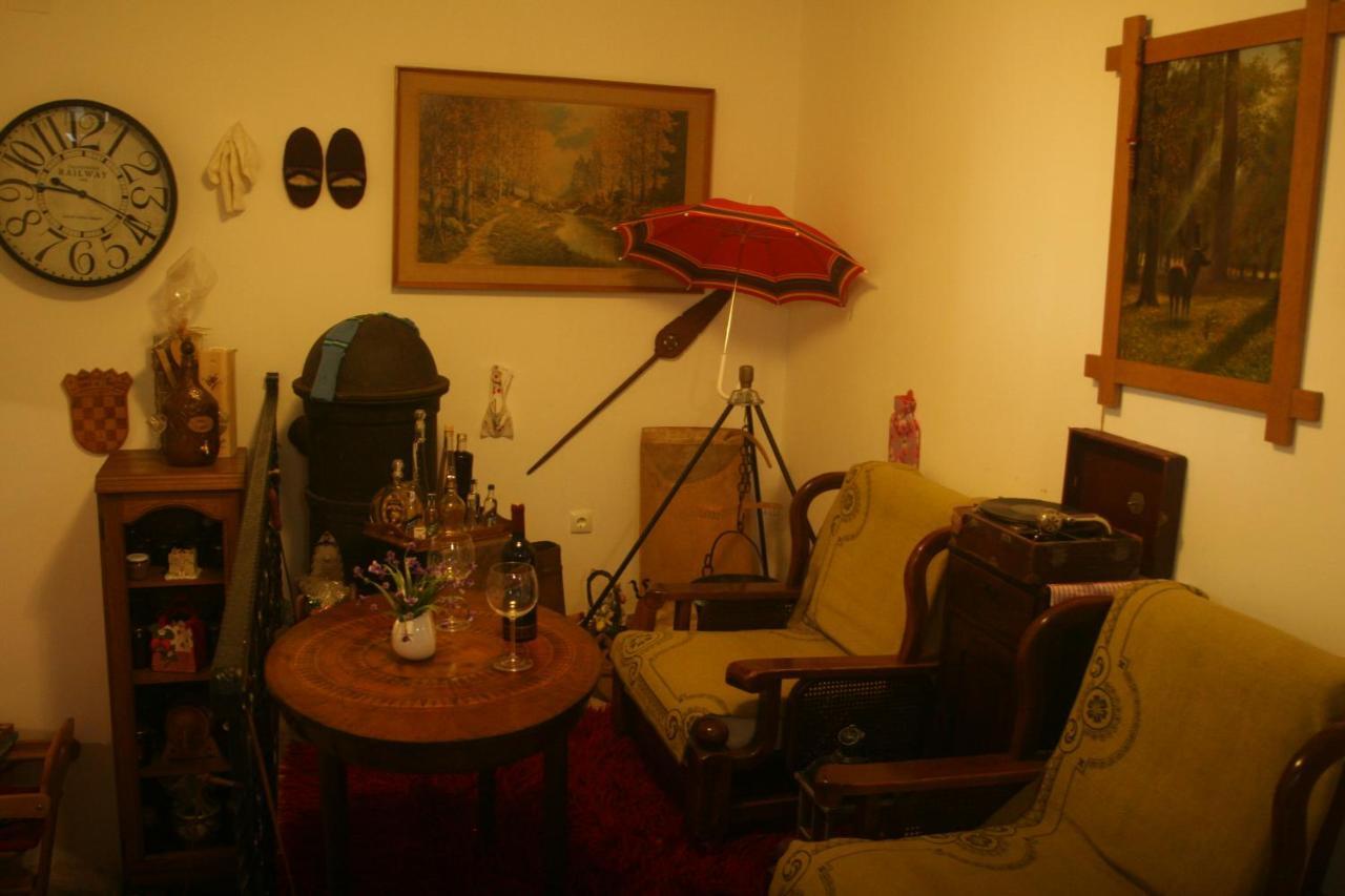 House Maka 4*